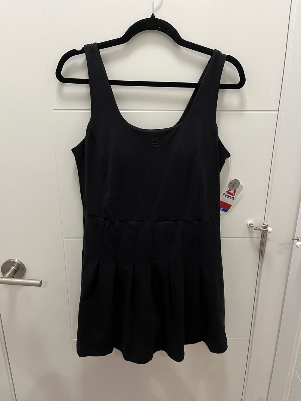 NWT Reebok Black Scoop-Neck Athletic Dress